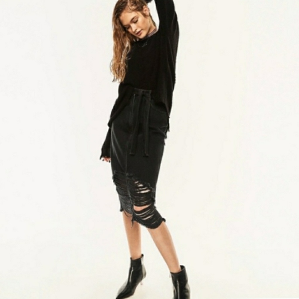 Zara trf distressed denim Skirt